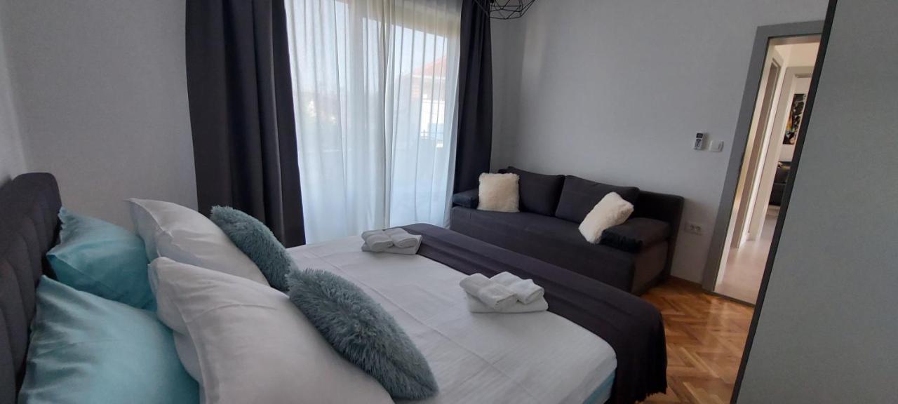 Holiday Home Velebit Нин Экстерьер фото