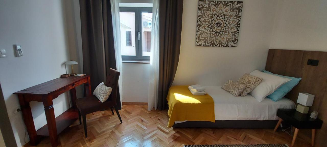 Holiday Home Velebit Нин Экстерьер фото