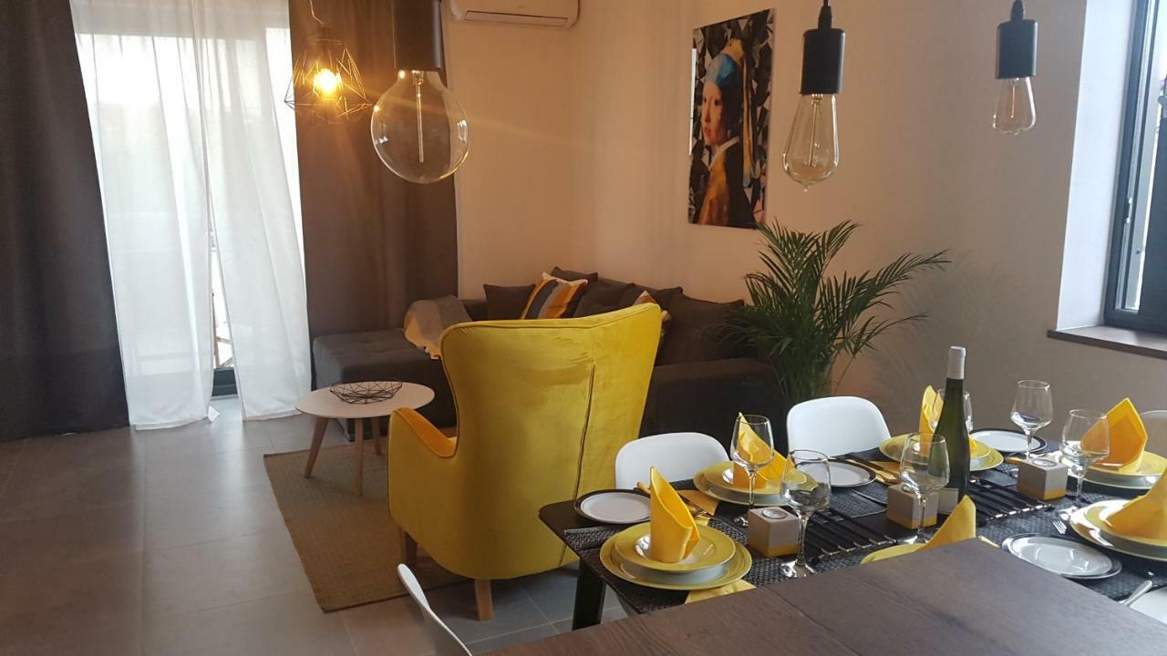 Holiday Home Velebit Нин Экстерьер фото