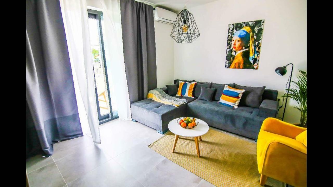 Holiday Home Velebit Нин Экстерьер фото